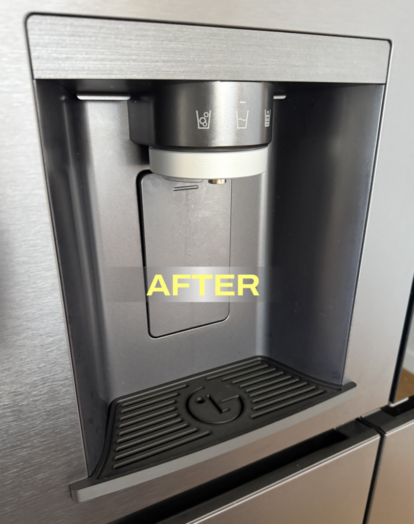 Close-up of magnetic attachment on LG InstaView drip tray